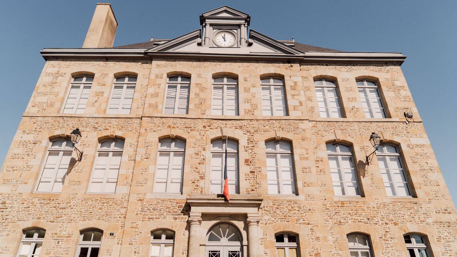 05fougeres-hotel-belinaye